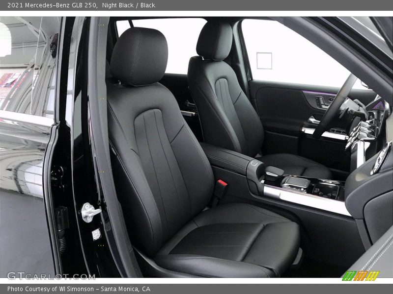 Night Black / Black 2021 Mercedes-Benz GLB 250