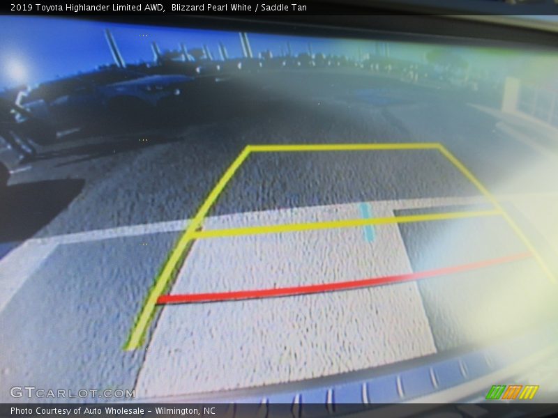 Blizzard Pearl White / Saddle Tan 2019 Toyota Highlander Limited AWD