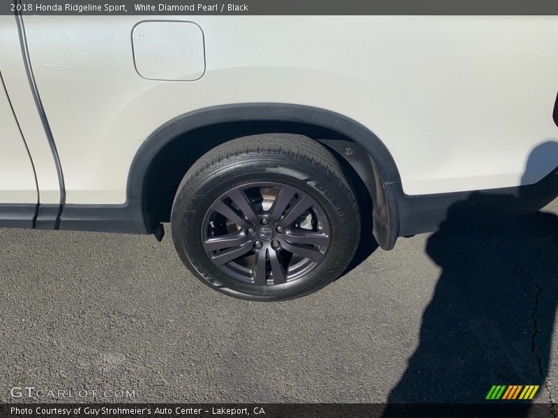 White Diamond Pearl / Black 2018 Honda Ridgeline Sport