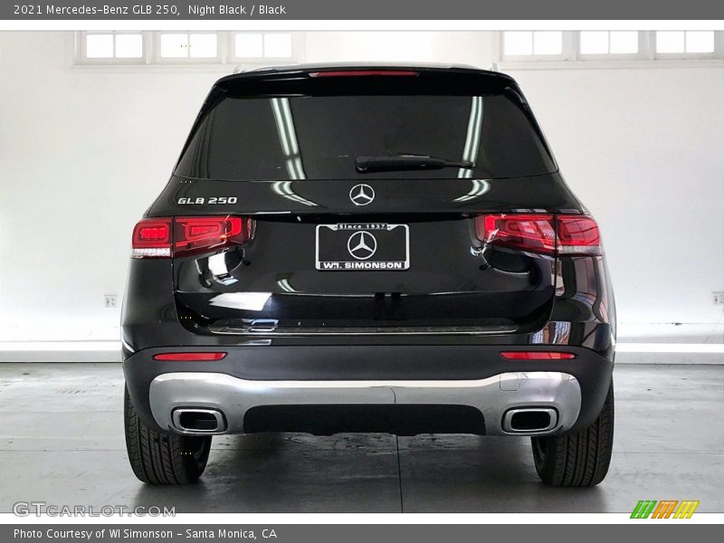 Night Black / Black 2021 Mercedes-Benz GLB 250