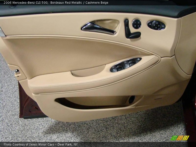 Bordeaux Red Metallic / Cashmere Beige 2006 Mercedes-Benz CLS 500