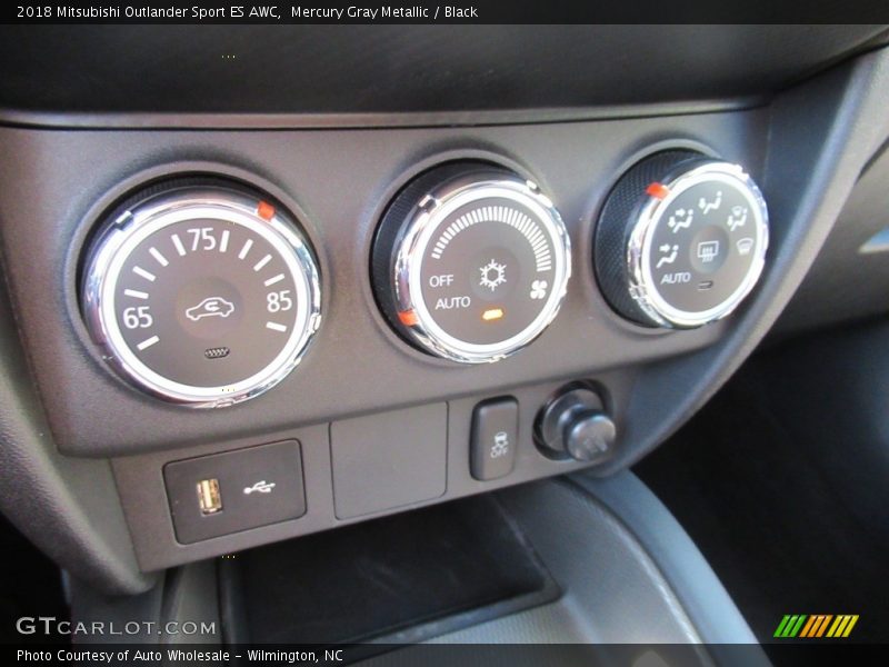 Mercury Gray Metallic / Black 2018 Mitsubishi Outlander Sport ES AWC