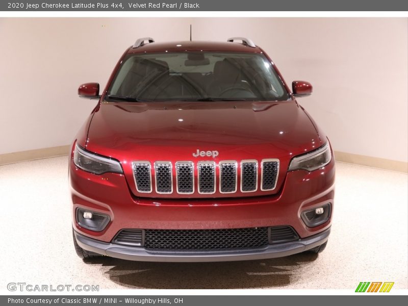 Velvet Red Pearl / Black 2020 Jeep Cherokee Latitude Plus 4x4