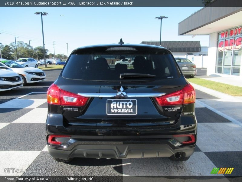 Labrador Black Metallic / Black 2019 Mitsubishi Outlander Sport ES AWC