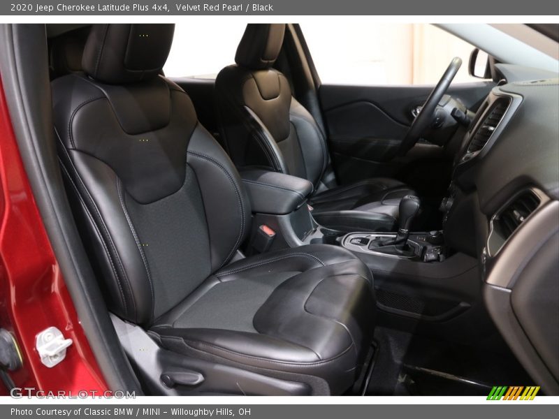 Velvet Red Pearl / Black 2020 Jeep Cherokee Latitude Plus 4x4