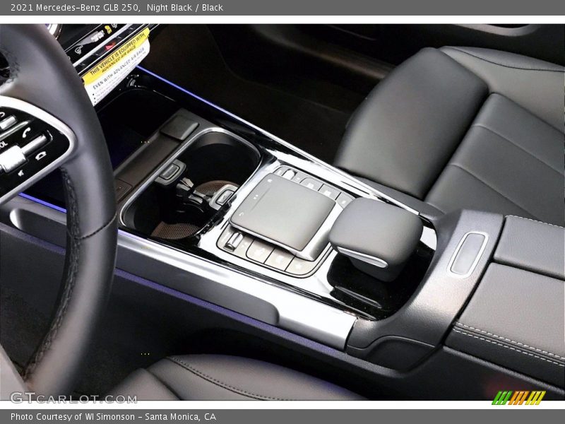 Night Black / Black 2021 Mercedes-Benz GLB 250