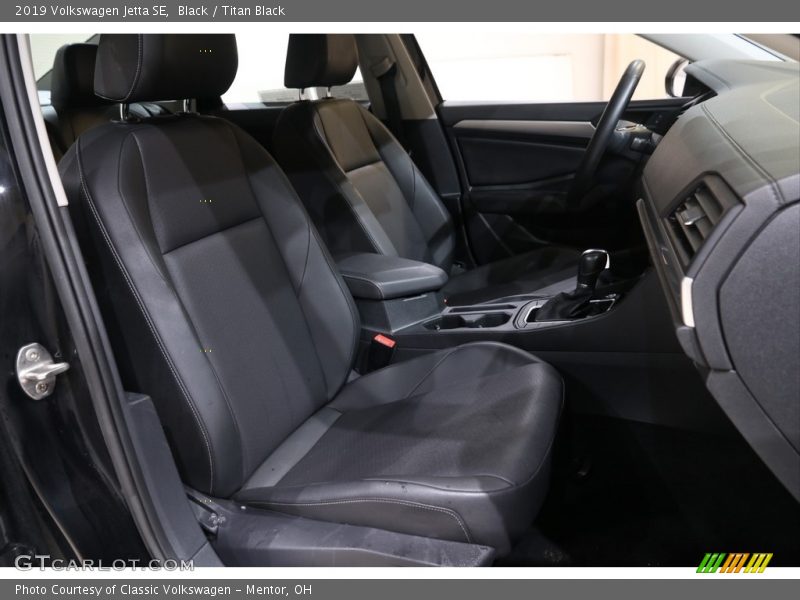 Black / Titan Black 2019 Volkswagen Jetta SE