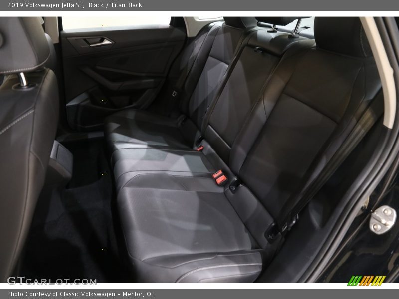 Black / Titan Black 2019 Volkswagen Jetta SE