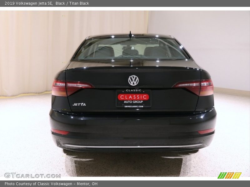 Black / Titan Black 2019 Volkswagen Jetta SE