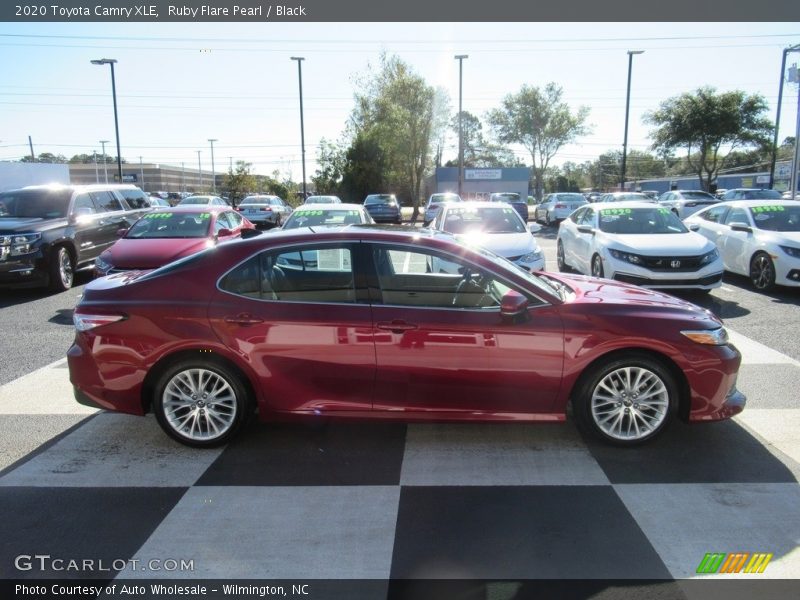 Ruby Flare Pearl / Black 2020 Toyota Camry XLE