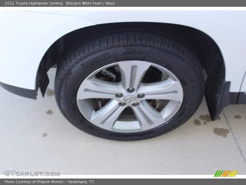 Blizzard White Pearl / Black 2012 Toyota Highlander Limited