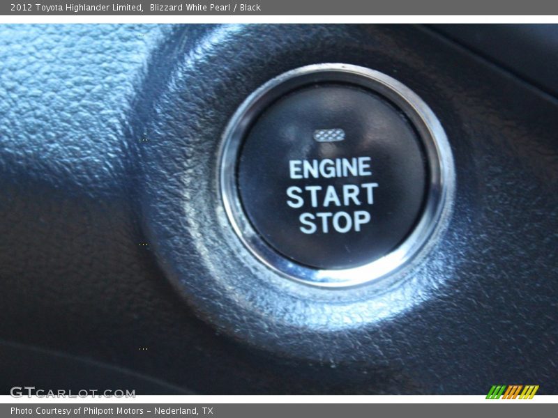 Blizzard White Pearl / Black 2012 Toyota Highlander Limited