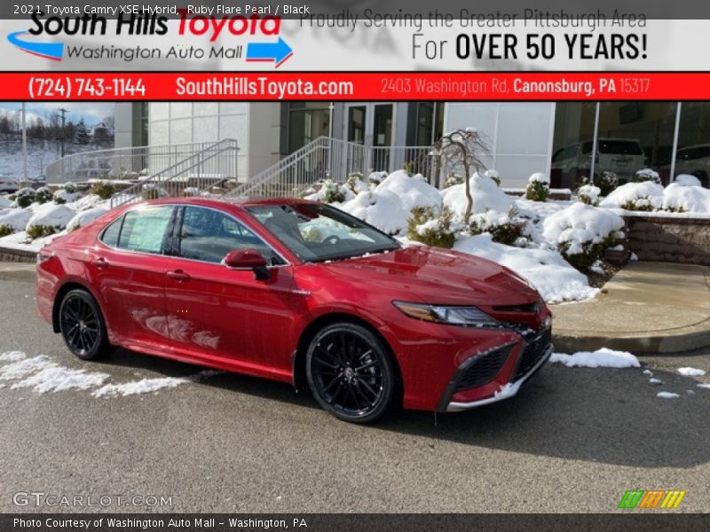 Ruby Flare Pearl / Black 2021 Toyota Camry XSE Hybrid