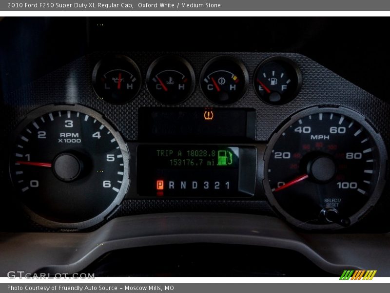 Oxford White / Medium Stone 2010 Ford F250 Super Duty XL Regular Cab