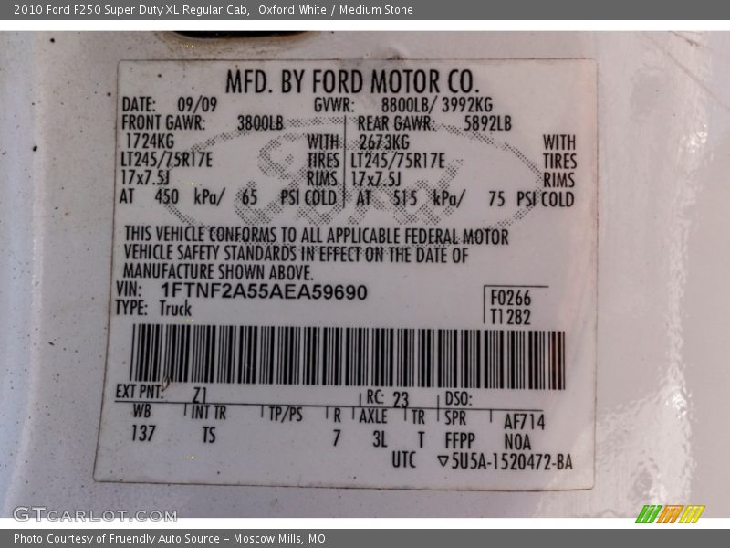 Oxford White / Medium Stone 2010 Ford F250 Super Duty XL Regular Cab
