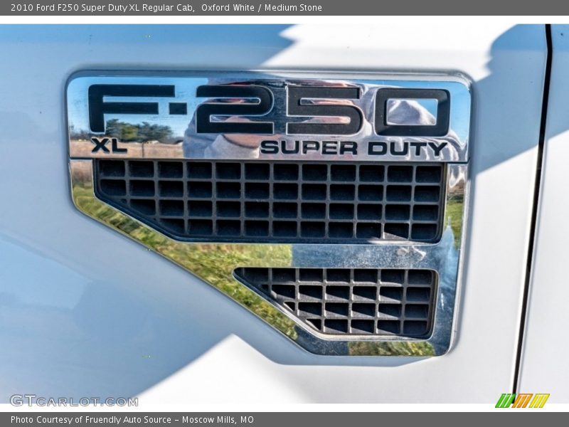  2010 F250 Super Duty XL Regular Cab Logo