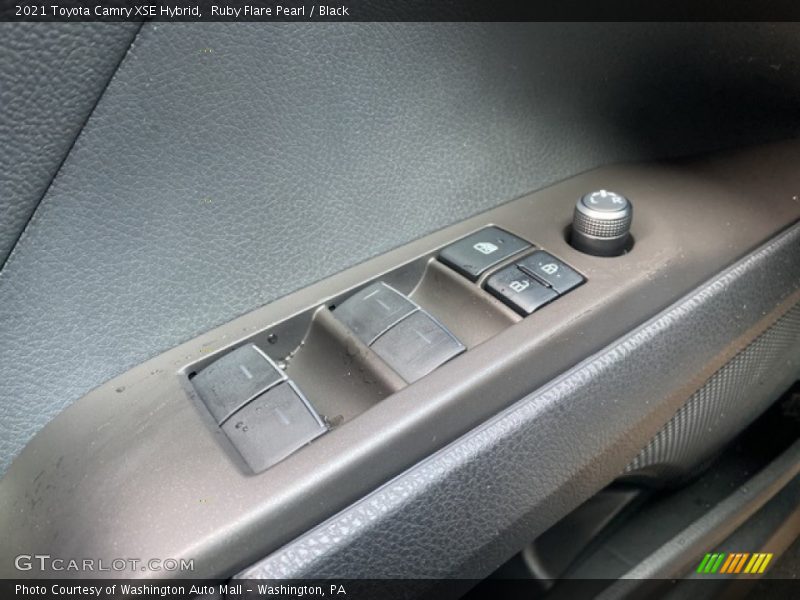 Ruby Flare Pearl / Black 2021 Toyota Camry XSE Hybrid