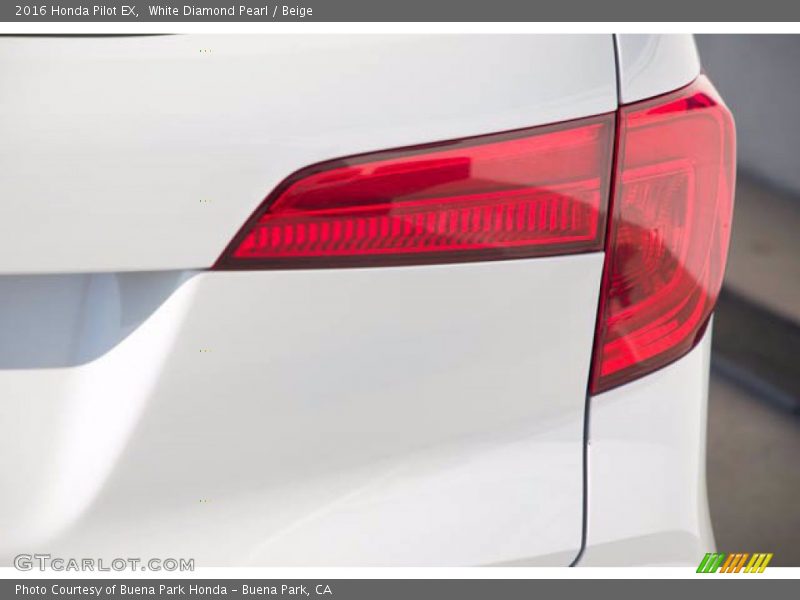 White Diamond Pearl / Beige 2016 Honda Pilot EX