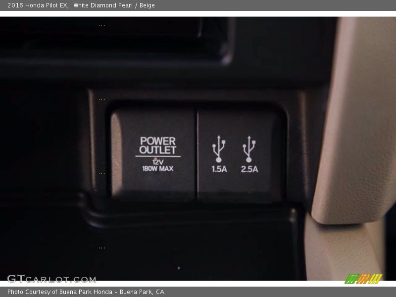 White Diamond Pearl / Beige 2016 Honda Pilot EX