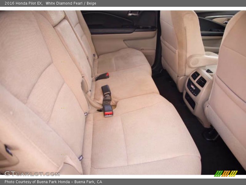 White Diamond Pearl / Beige 2016 Honda Pilot EX