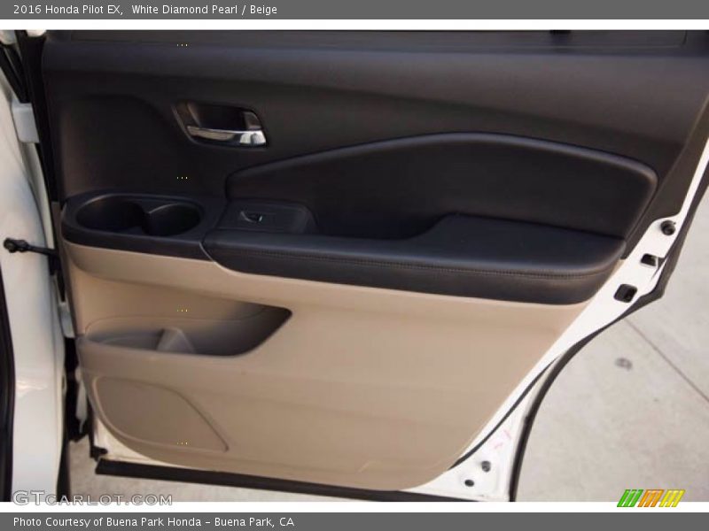 White Diamond Pearl / Beige 2016 Honda Pilot EX