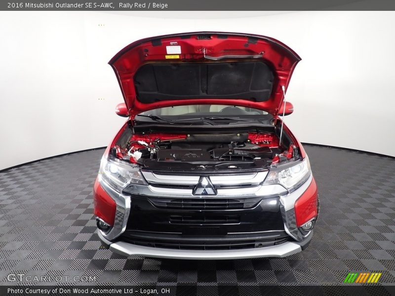 Rally Red / Beige 2016 Mitsubishi Outlander SE S-AWC