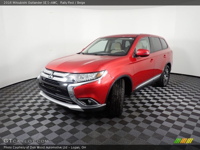 Rally Red / Beige 2016 Mitsubishi Outlander SE S-AWC