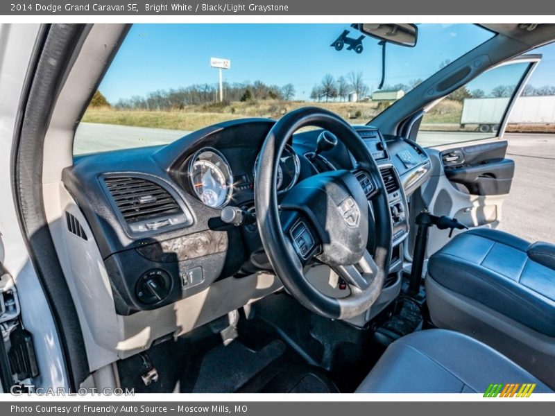 Bright White / Black/Light Graystone 2014 Dodge Grand Caravan SE