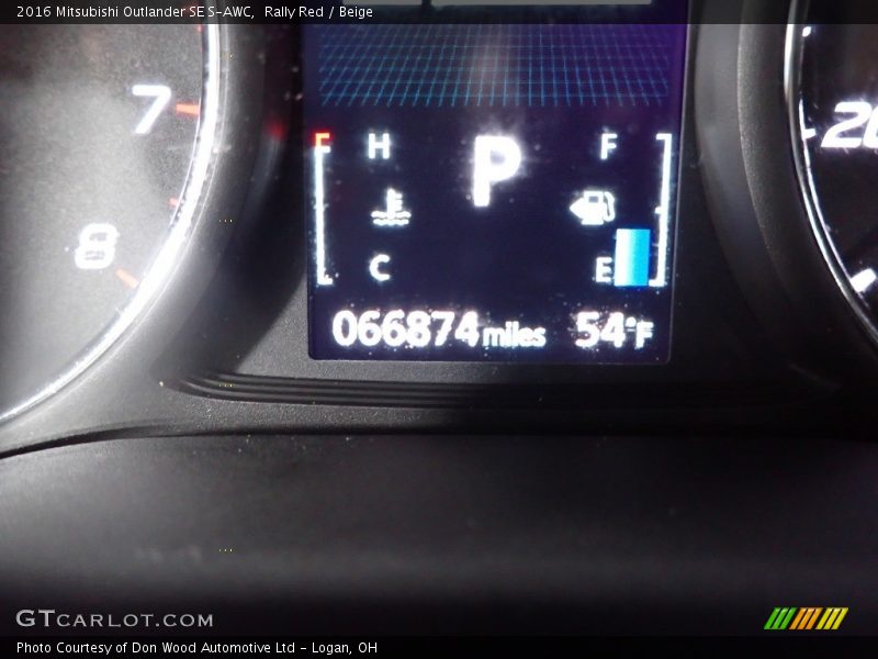 Rally Red / Beige 2016 Mitsubishi Outlander SE S-AWC