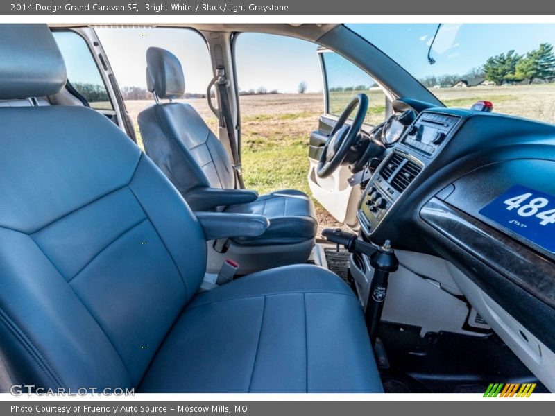 Bright White / Black/Light Graystone 2014 Dodge Grand Caravan SE