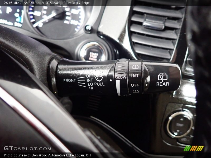 Controls of 2016 Outlander SE S-AWC