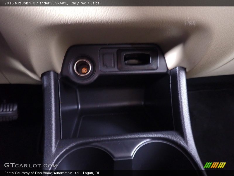 Rally Red / Beige 2016 Mitsubishi Outlander SE S-AWC