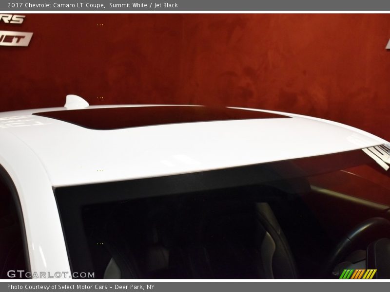 Summit White / Jet Black 2017 Chevrolet Camaro LT Coupe