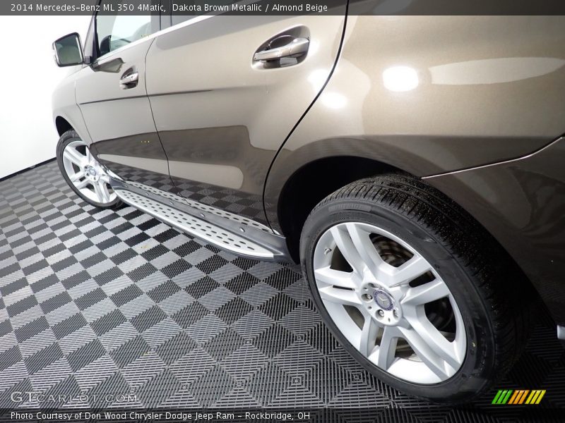 Dakota Brown Metallic / Almond Beige 2014 Mercedes-Benz ML 350 4Matic