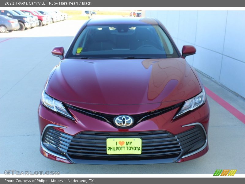 Ruby Flare Pearl / Black 2021 Toyota Camry LE