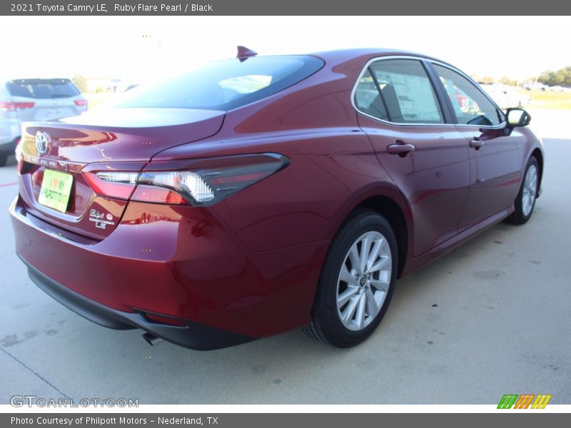 Ruby Flare Pearl / Black 2021 Toyota Camry LE