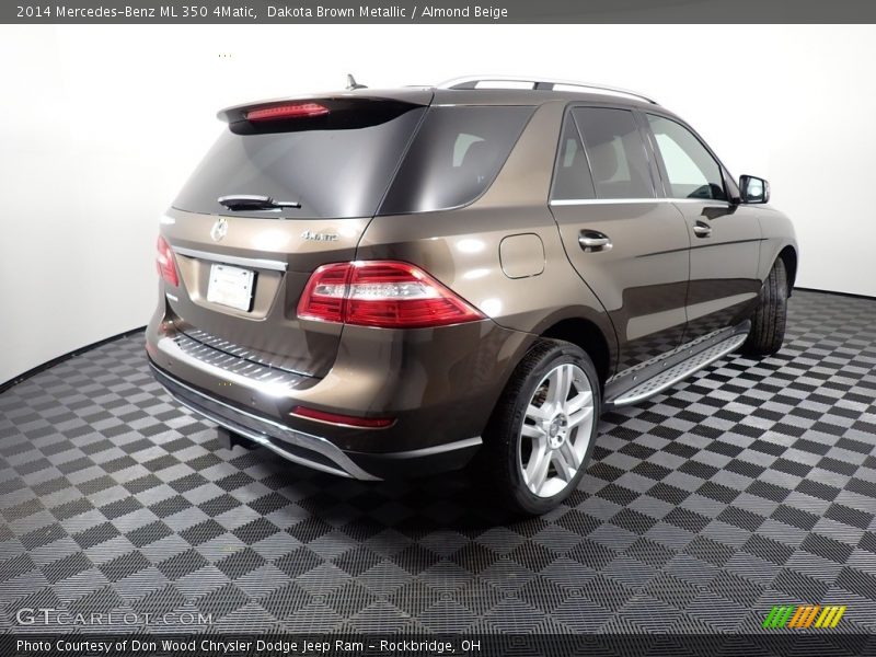 Dakota Brown Metallic / Almond Beige 2014 Mercedes-Benz ML 350 4Matic