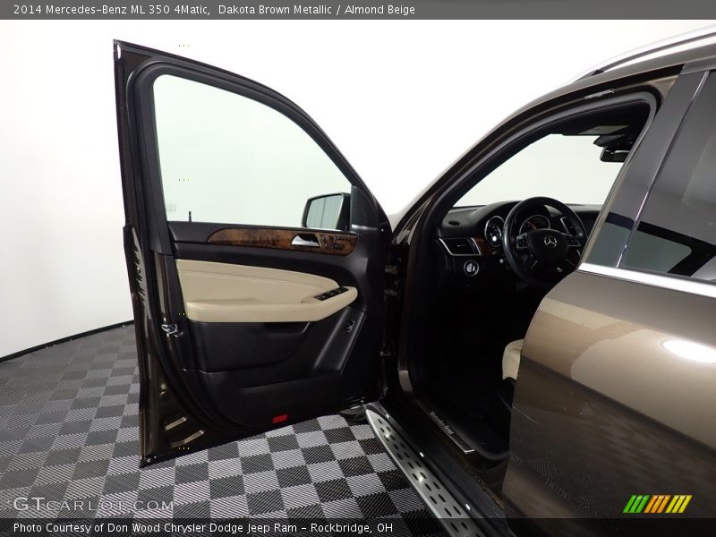 Dakota Brown Metallic / Almond Beige 2014 Mercedes-Benz ML 350 4Matic