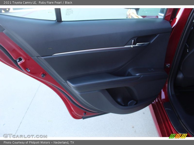 Ruby Flare Pearl / Black 2021 Toyota Camry LE