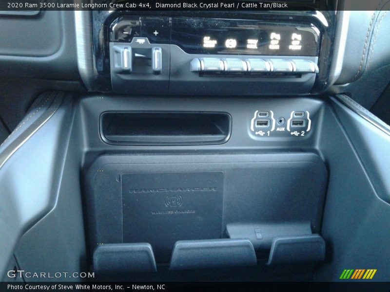 Diamond Black Crystal Pearl / Cattle Tan/Black 2020 Ram 3500 Laramie Longhorn Crew Cab 4x4