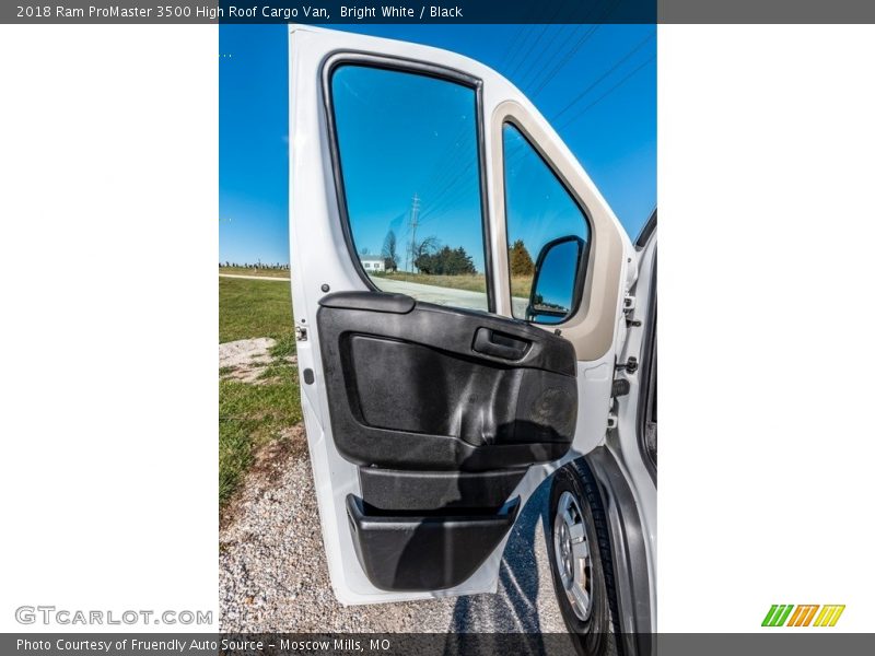 Bright White / Black 2018 Ram ProMaster 3500 High Roof Cargo Van