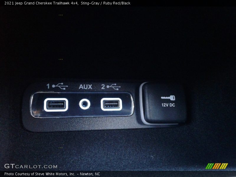 Sting-Gray / Ruby Red/Black 2021 Jeep Grand Cherokee Trailhawk 4x4