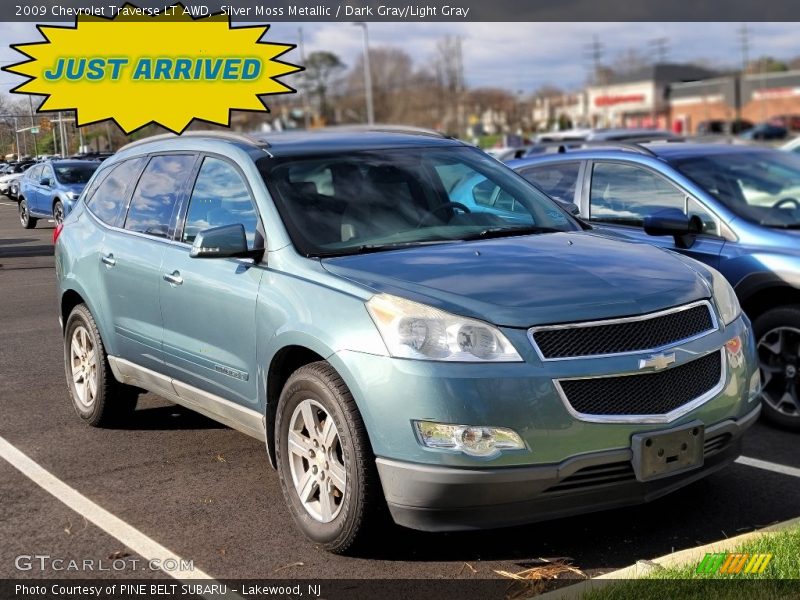 Silver Moss Metallic / Dark Gray/Light Gray 2009 Chevrolet Traverse LT AWD