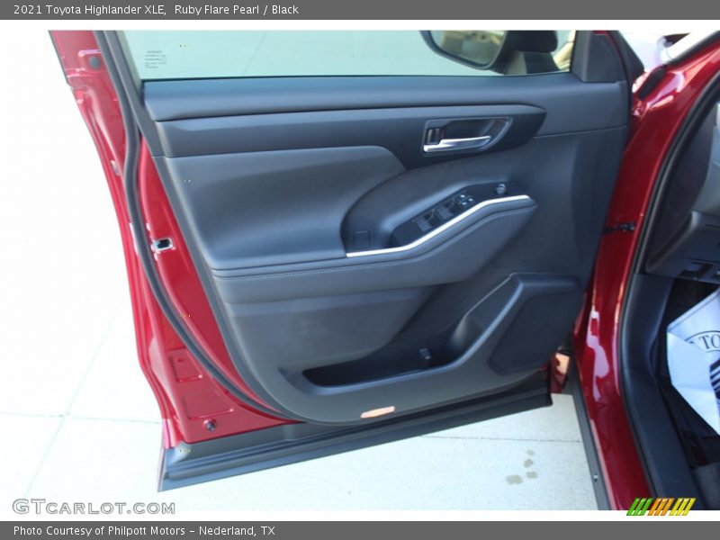 Ruby Flare Pearl / Black 2021 Toyota Highlander XLE