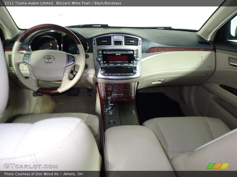 Blizzard White Pearl / Black/Bordeaux 2011 Toyota Avalon Limited