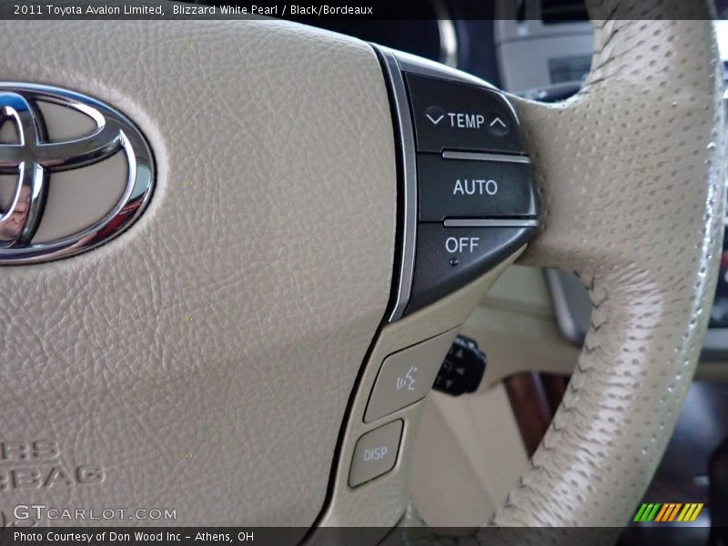 Blizzard White Pearl / Black/Bordeaux 2011 Toyota Avalon Limited