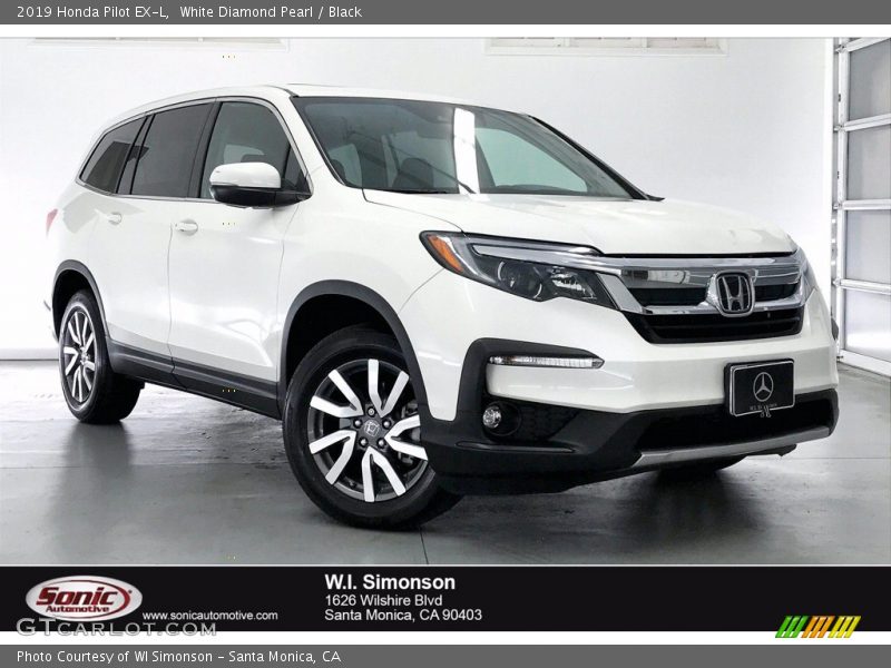 White Diamond Pearl / Black 2019 Honda Pilot EX-L