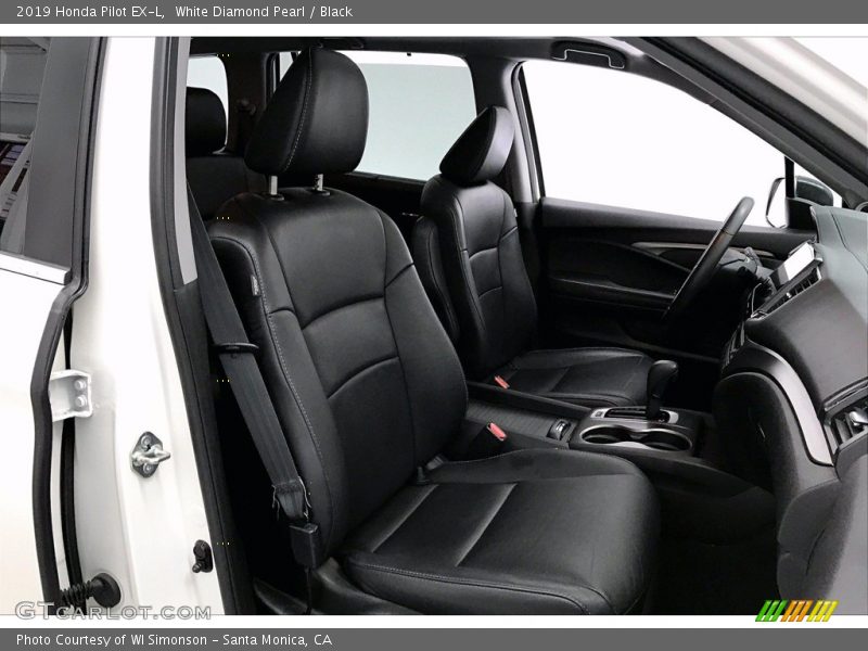 White Diamond Pearl / Black 2019 Honda Pilot EX-L