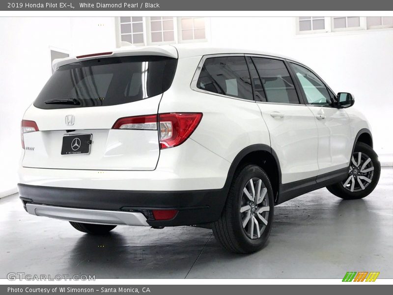 White Diamond Pearl / Black 2019 Honda Pilot EX-L