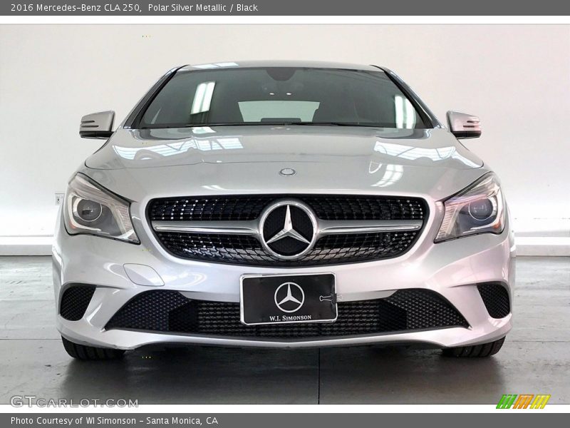 Polar Silver Metallic / Black 2016 Mercedes-Benz CLA 250